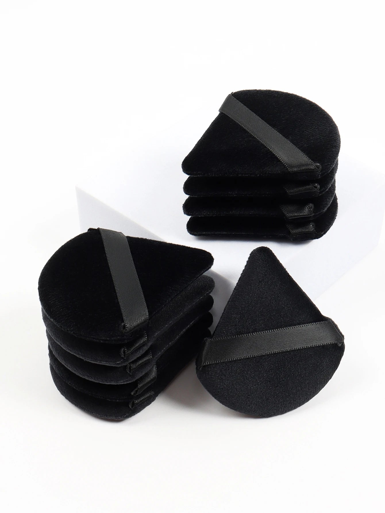 Black Triangle Powder Puff – Soft Velvet Makeup Sponge for Foundation & Powder